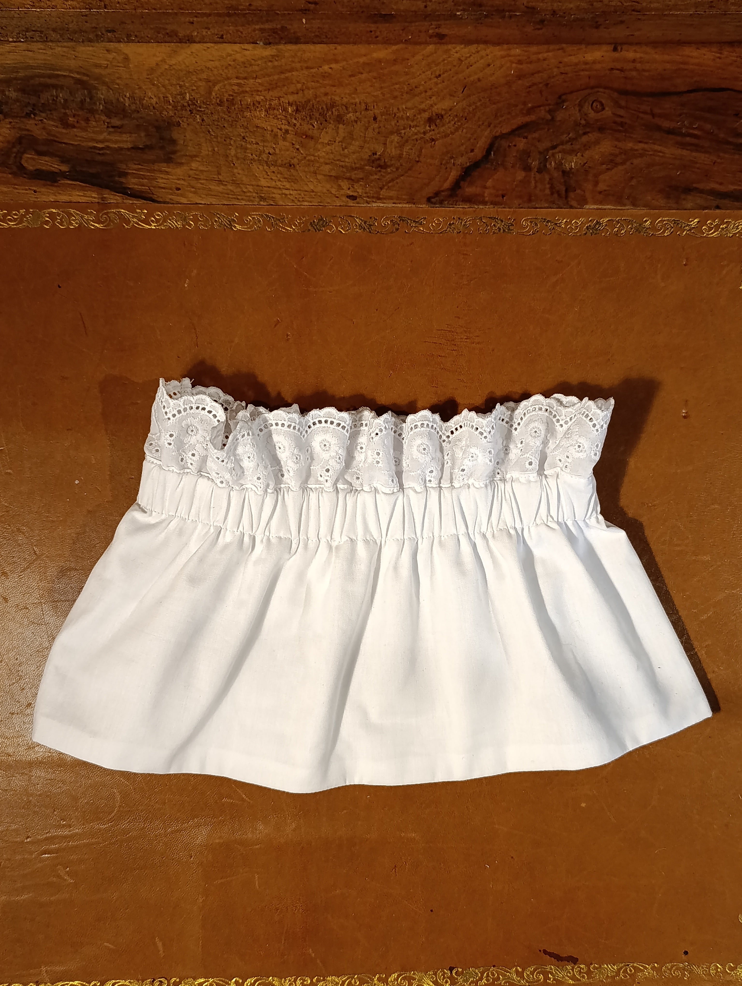 Le Col Amovible Blanc Broderie